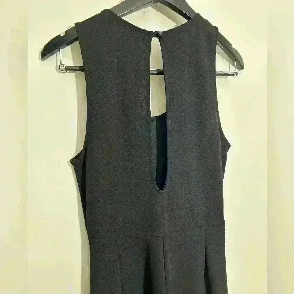Fashion Nova Jumpsuit Open Leg High Slit Black Feminine Size XS - Picture 5 of 9